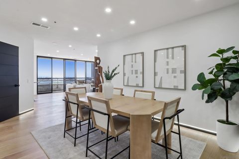 Tiny photo for 700 Front St #1402, San Diego, CA 92101 (MLS # 250039305)