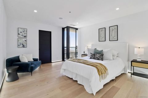 Tiny photo for 700 Front St #1402, San Diego, CA 92101 (MLS # 250039305)