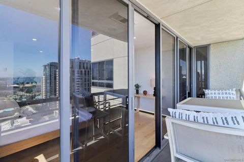 Tiny photo for 700 Front St #1402, San Diego, CA 92101 (MLS # 250039305)
