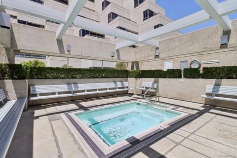 Tiny photo for 700 Front St #1402, San Diego, CA 92101 (MLS # 250039305)