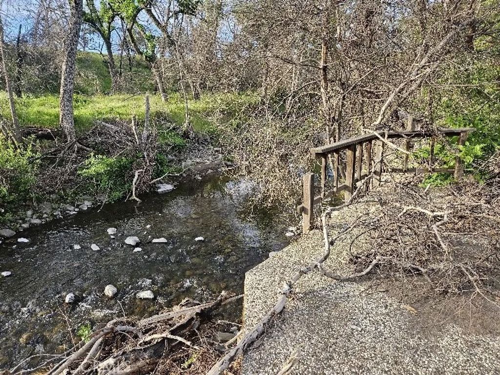 Photo of 109 Sycamore Valley, Chico, CA 95973 (MLS # SN26067111)