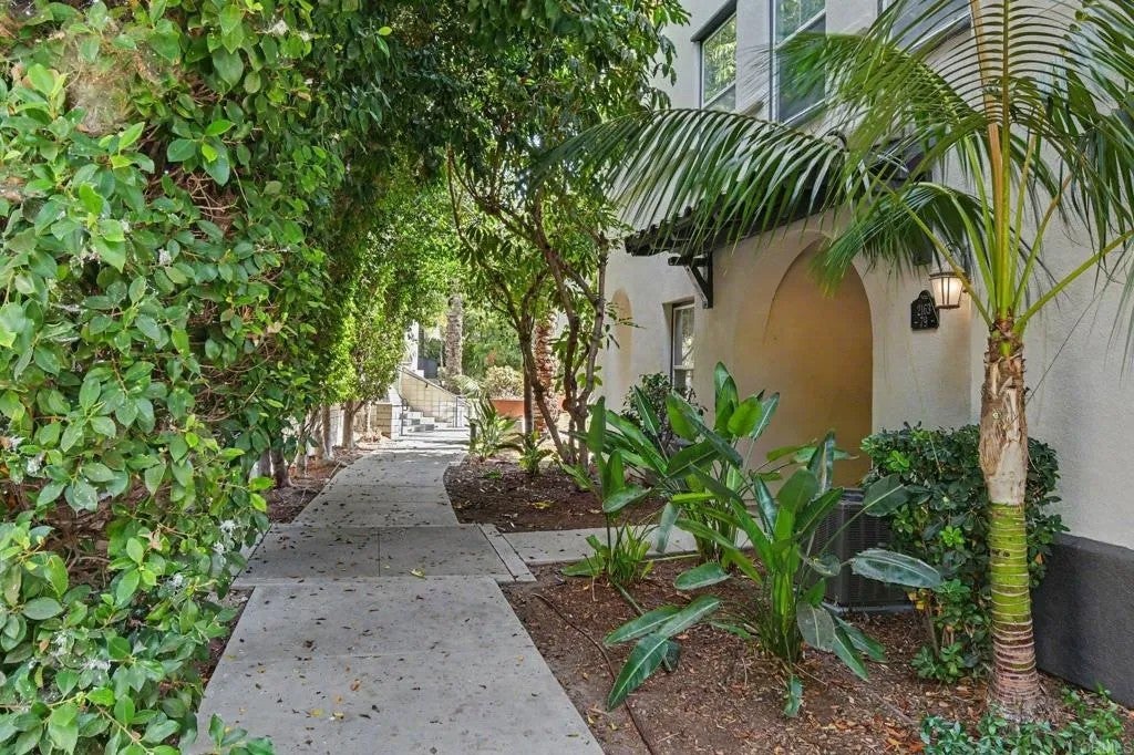 2163 Dutchman Court 79
