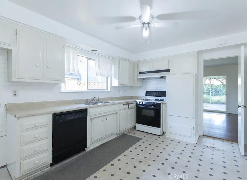 Photo of 7451 Blackhawk Cir, Buena Park, CA 90620 (MLS # OC26060143)