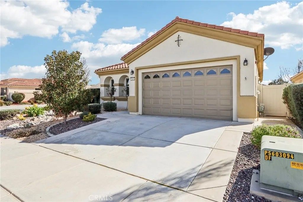 Photo of 5405 Paseo Famosa, Hemet, CA 92545 (MLS # SW26044676)