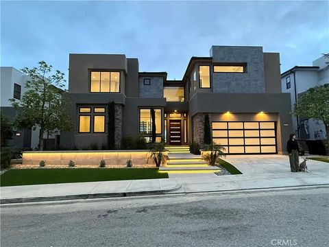 Photo of 11527 N Darcy Way, Porter Ranch, CA 91326 (MLS # SR26069364)