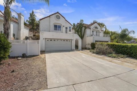 10525 Flora Verda Court Santee CA 92071