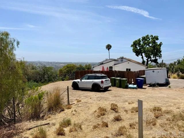 2610 Helix St.