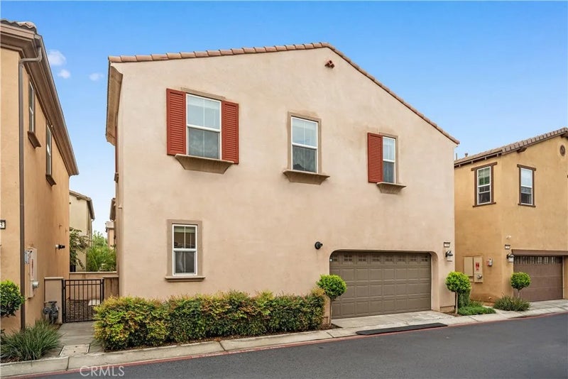 7149 Montecito Ln