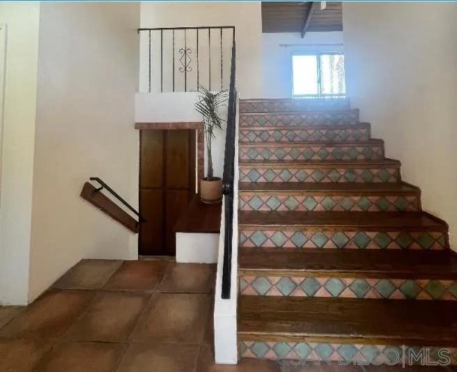 Photo of 624 Schafer Place, Escondido, CA 92025 (MLS # 260017750)