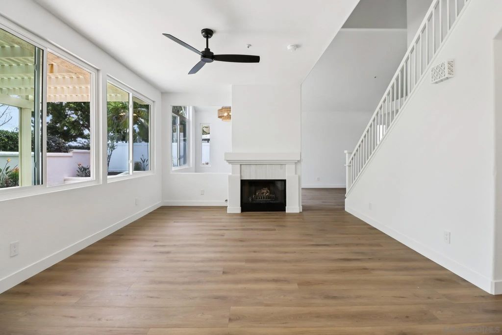 Photo of 2082 Fairhope Loop, Vista, CA 92081 (MLS # 260003915)