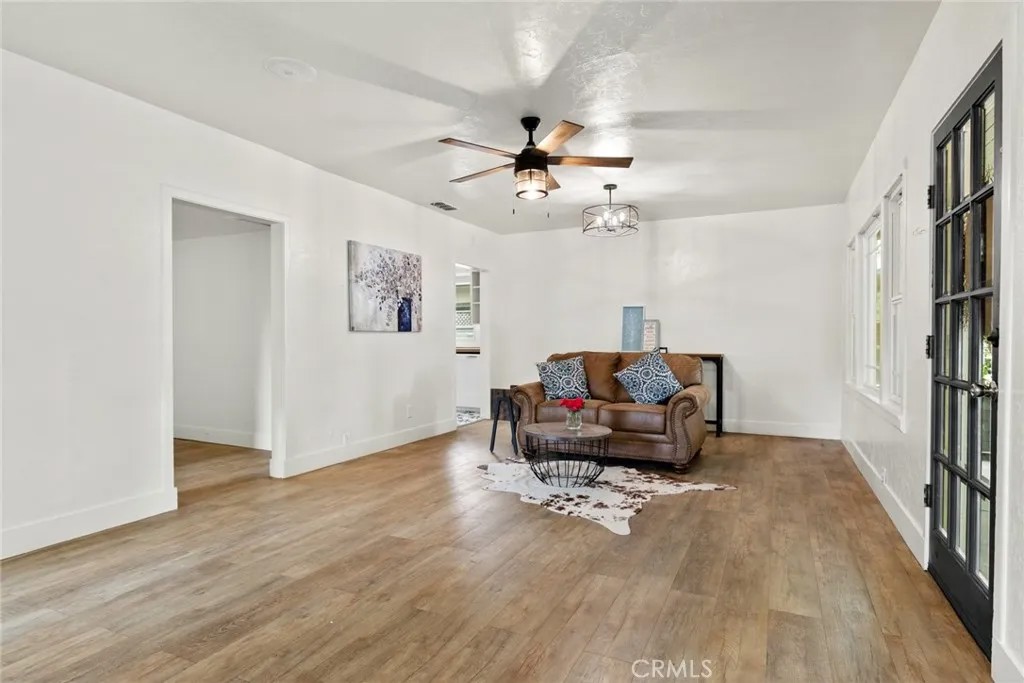 487 E 3rd Avenue A & B