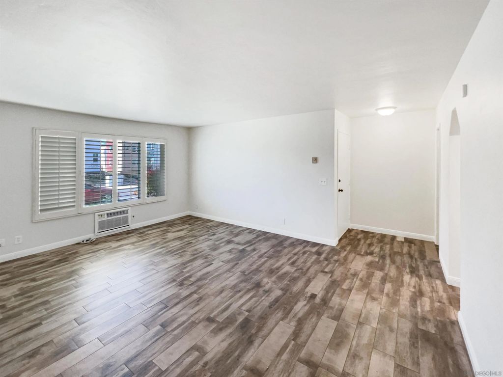 Photo of 4475 Dale Ave #106, La Mesa, CA 91941 (MLS # 250019195)