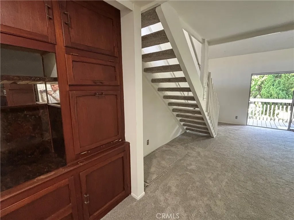 7890 E Spring 4V