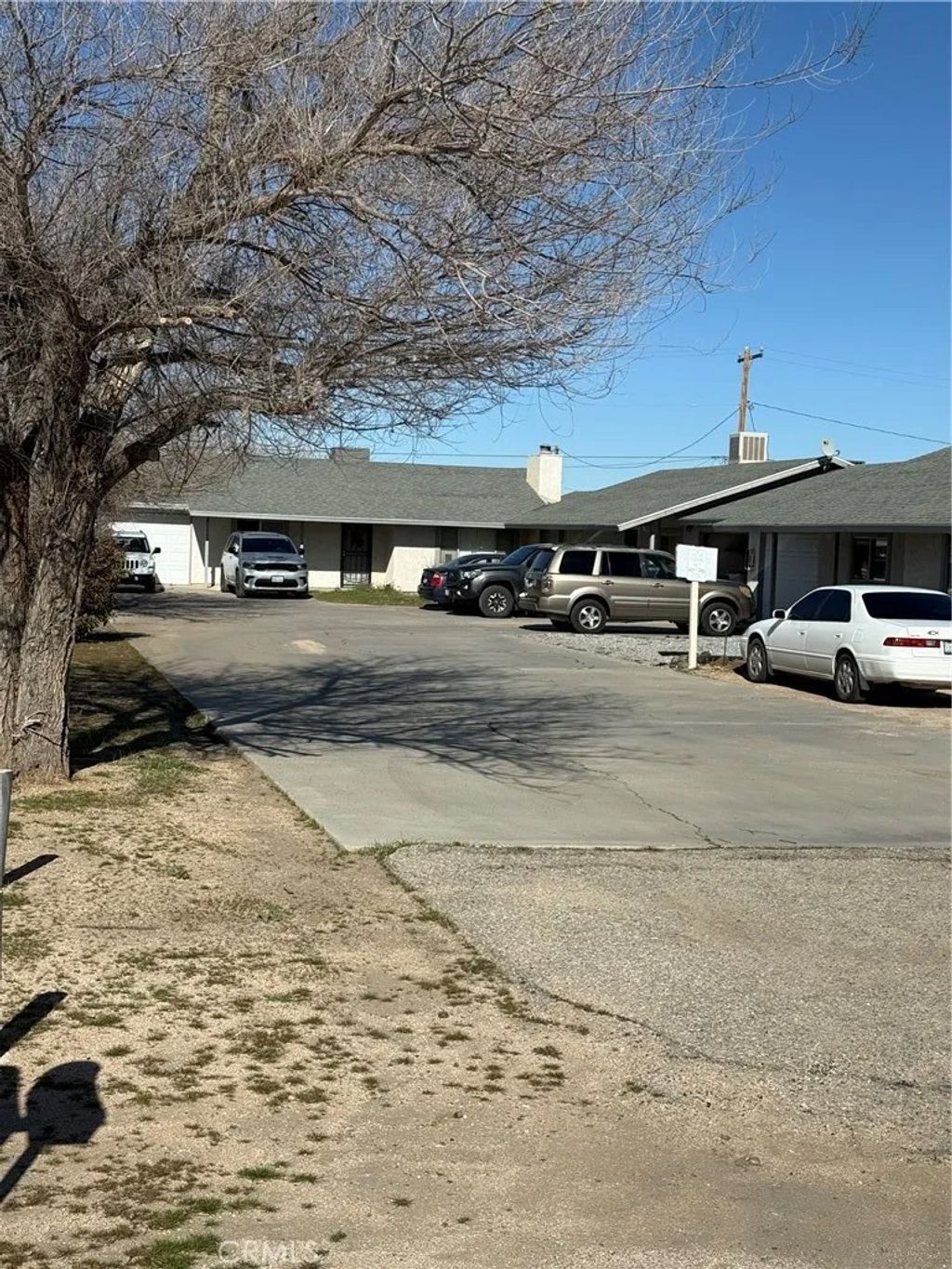 Photo of 20958 Nisqually Road, Apple Valley, CA 92308 (MLS # SB26014284)