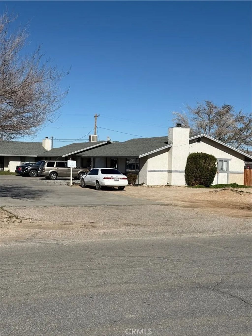 Photo of 20958 Nisqually Road, Apple Valley, CA 92308 (MLS # SB26014284)