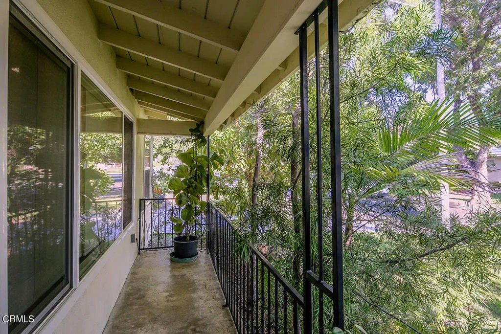 Photo of 9013 Hornby Avenue, Whittier, CA 90603 (MLS # P1-26901)