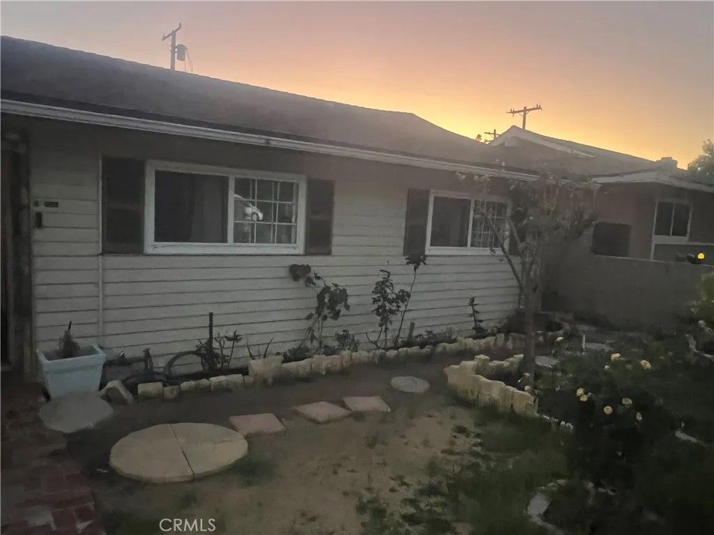 Photo of 13451 Eldridge Ave, Sylmar, CA 91342 (MLS # SR26047473)