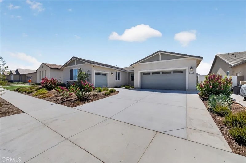 30699 Pitch Pine Dr