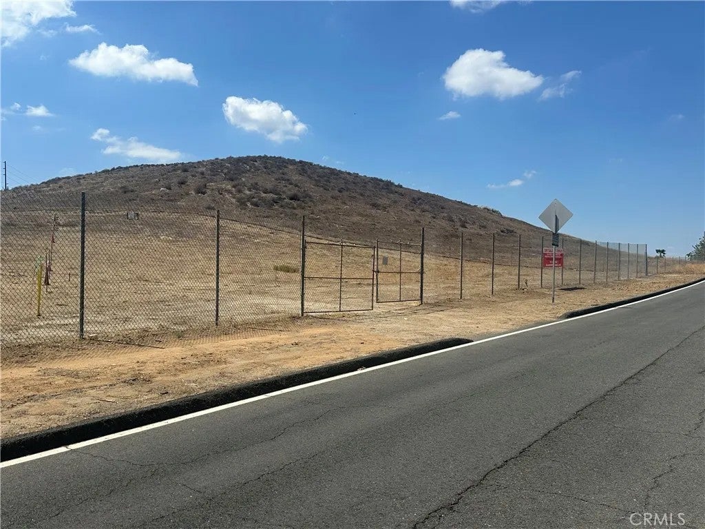 Photo of 0 Bolton Ave, Riverside, CA 92503 (MLS # OC26099829)