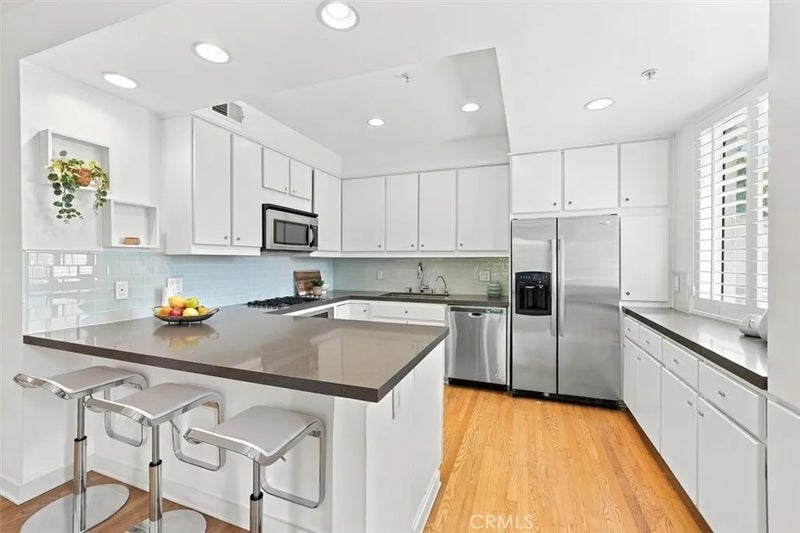 943 14th Street 101