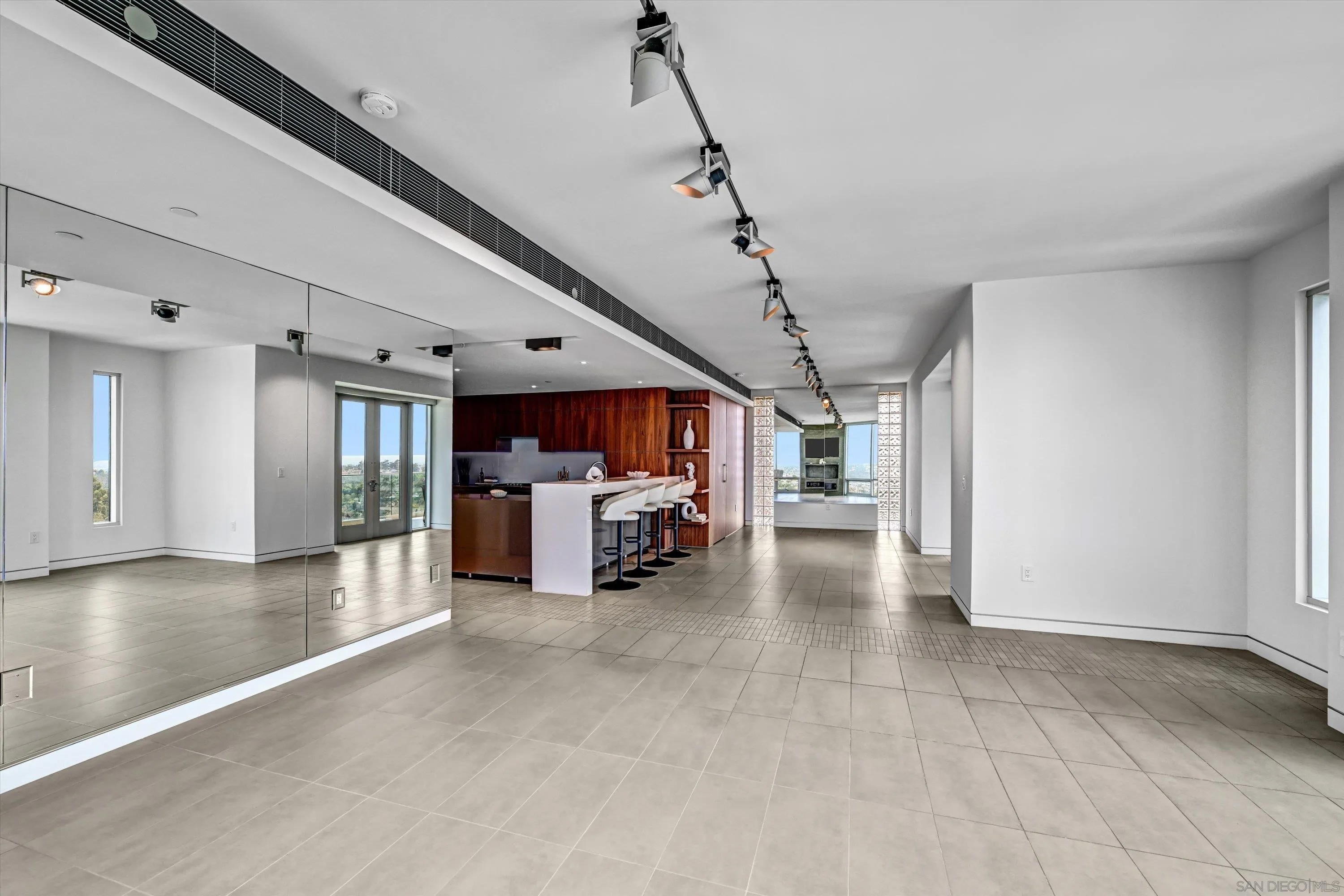 3415 6th Ave. 14