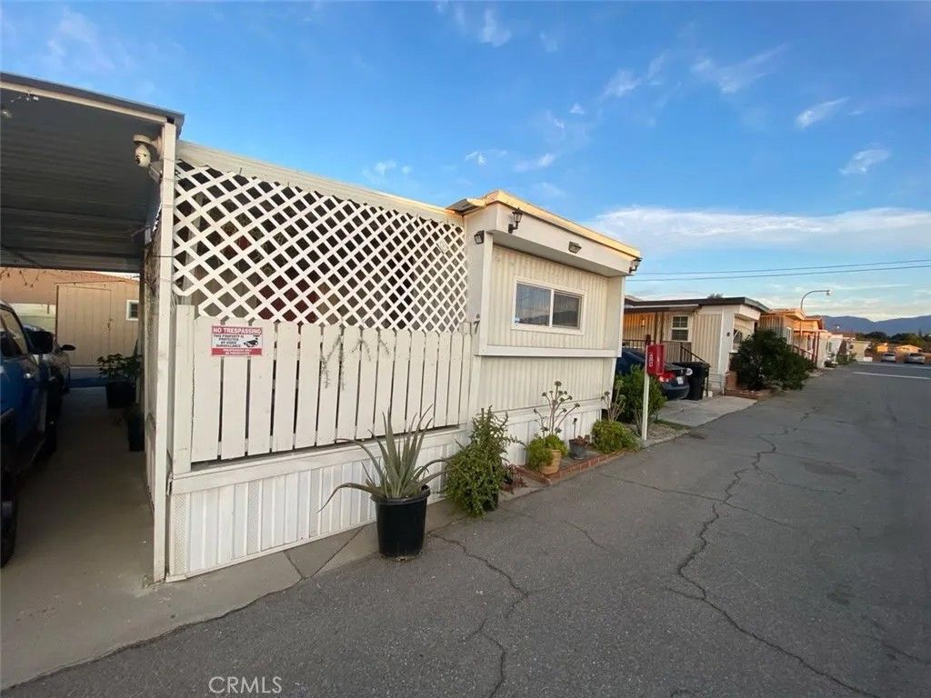 Photo of 2260 W Rialto Ave #7, San Bernardino, CA 92410 (MLS # IG26088043)