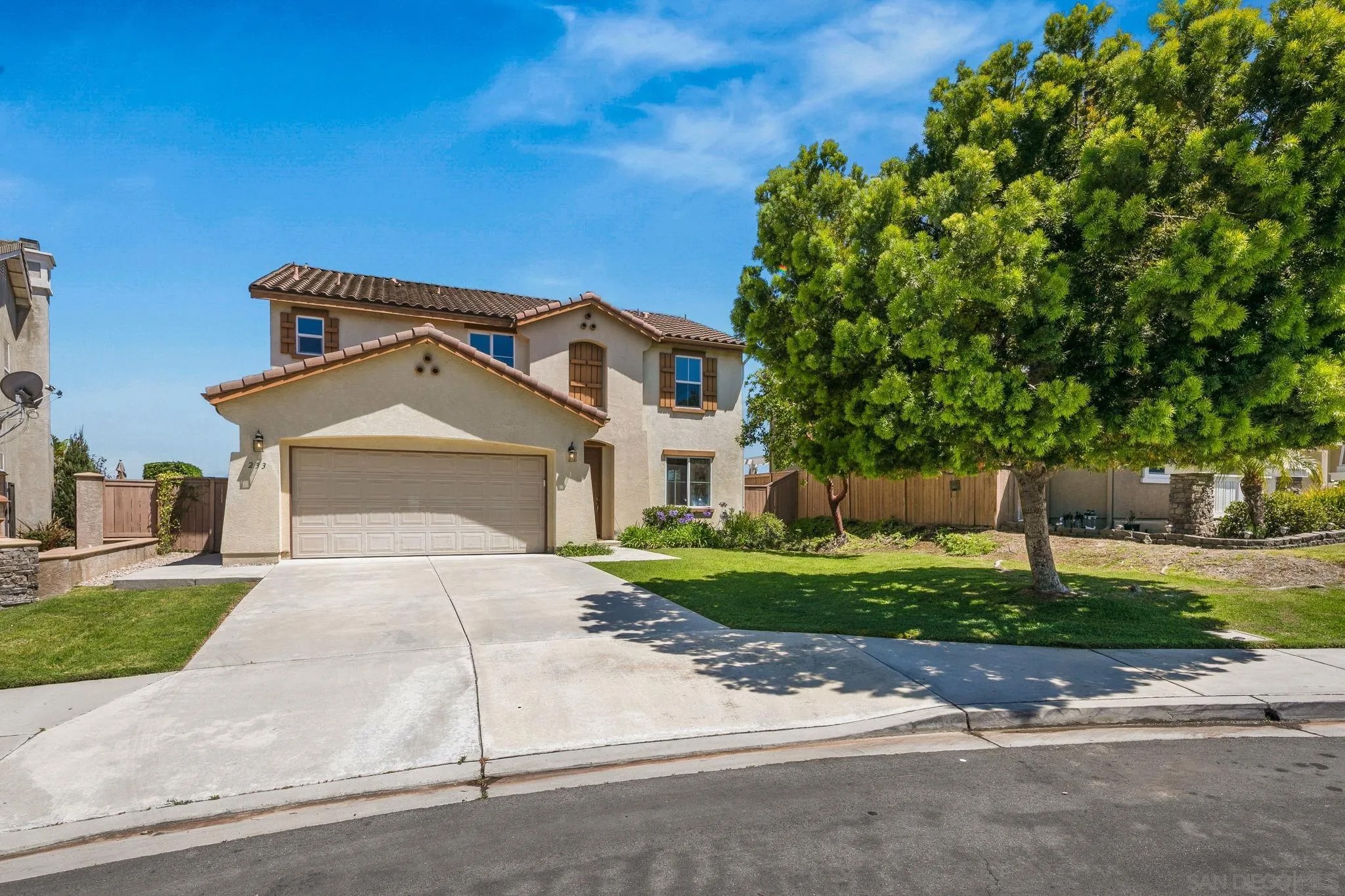 233 Petunia Ct
