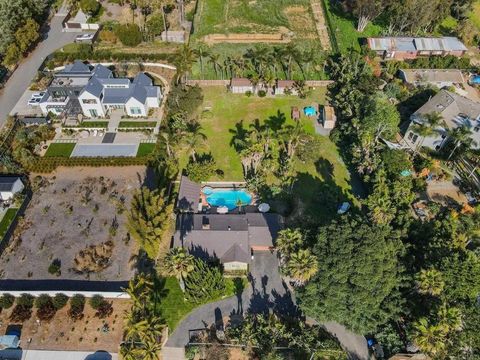 1386 Lake Drive Encinitas CA 92024