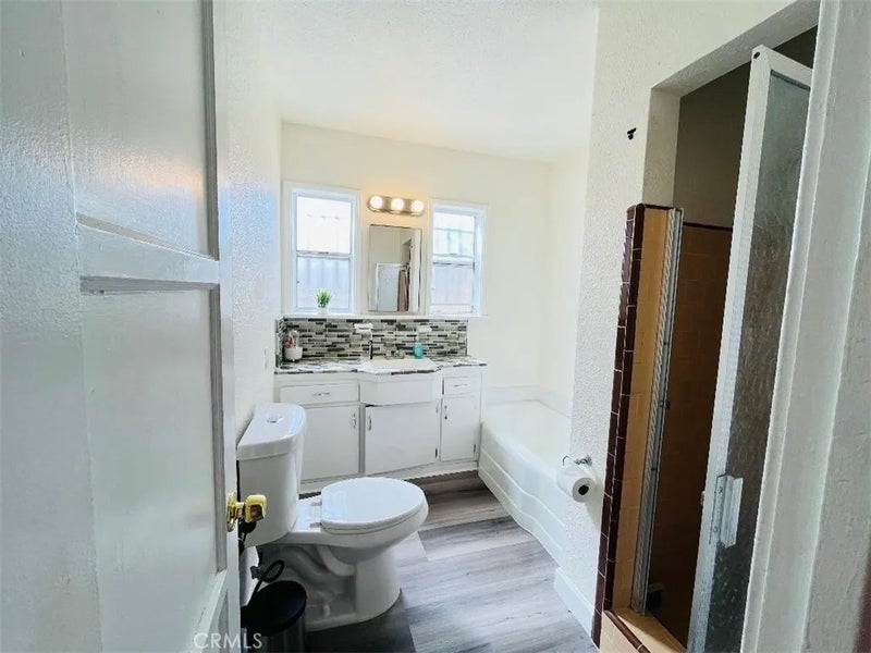 1110 N Pearl