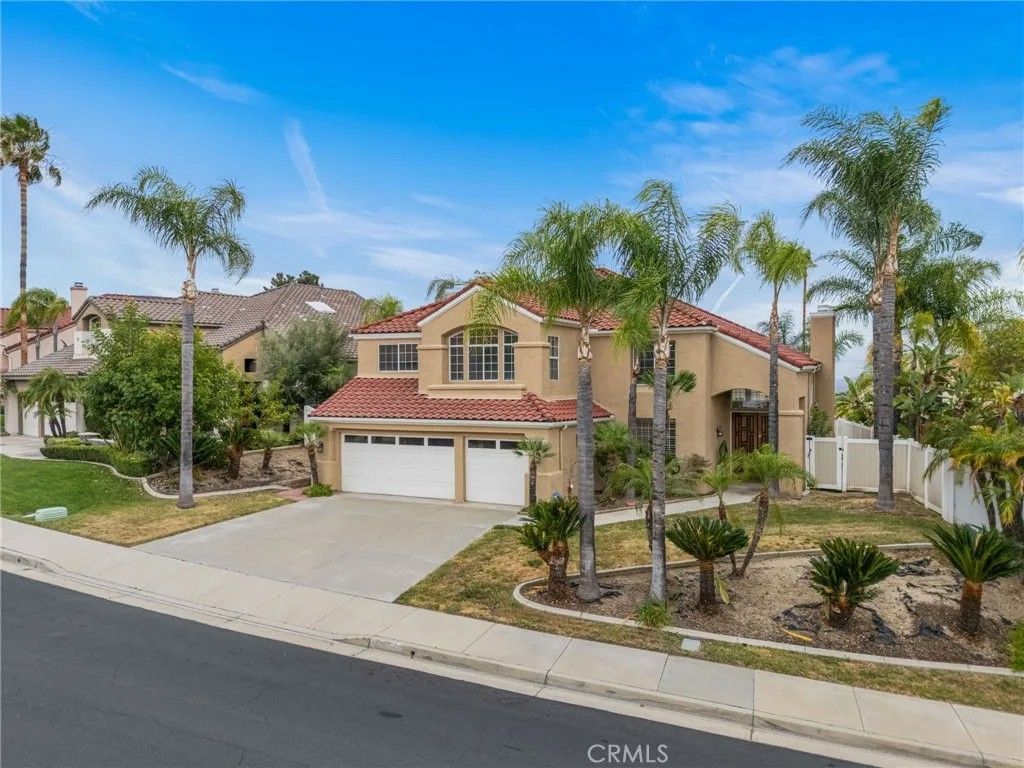Photo of 23701 Sonata Dr, Murrieta, CA 92562 (MLS # WS26068726)