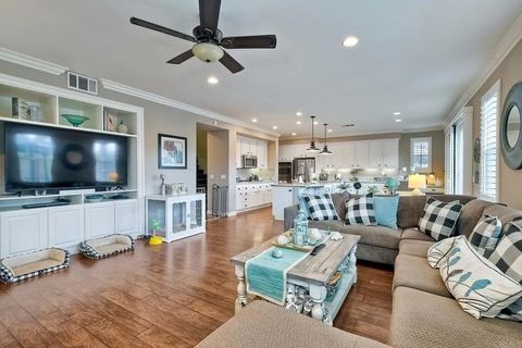 Tiny photo for 40358 Charlesburg Drive, Temecula, CA 92591 (MLS # NDP2510636)