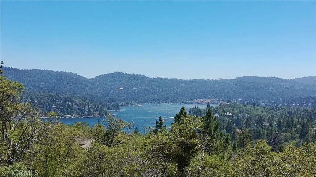 Photo of 1251 Glacier, Lake Arrowhead, CA 92352 (MLS # IG26144554)