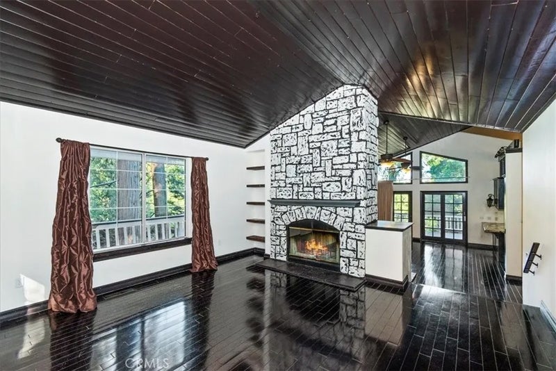 24048 Altdorf Drive