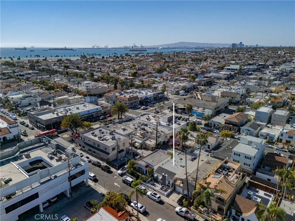 Photo of 207 Santa Ana Ave, Long Beach, CA 90803 (MLS # OC26034956)