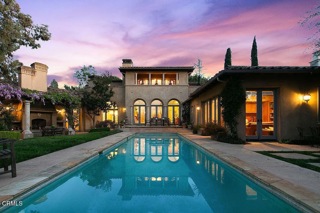 3323 Calle De Debesa