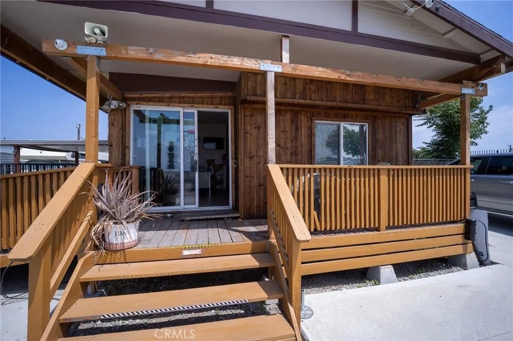 Photo of 26068 5th ST, San Bernardino, CA 92410 (MLS # CV26091854)