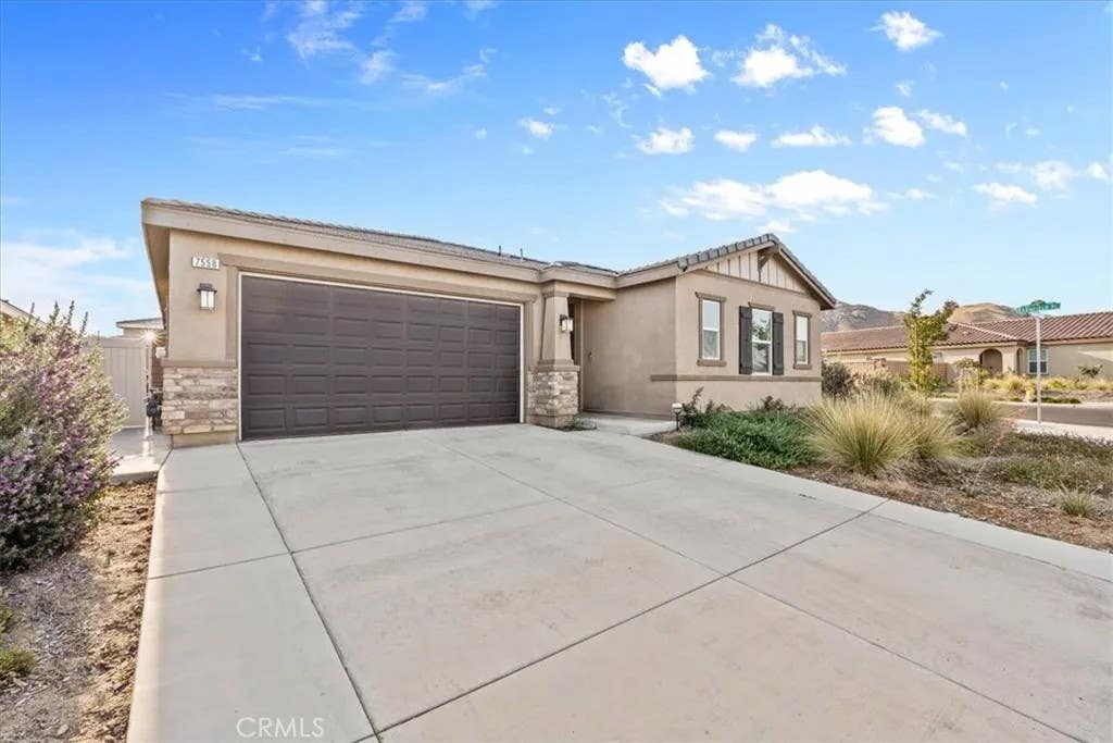 Photo of 7558 Baerss Road, Riverside, CA 92507 (MLS # IG26087701)