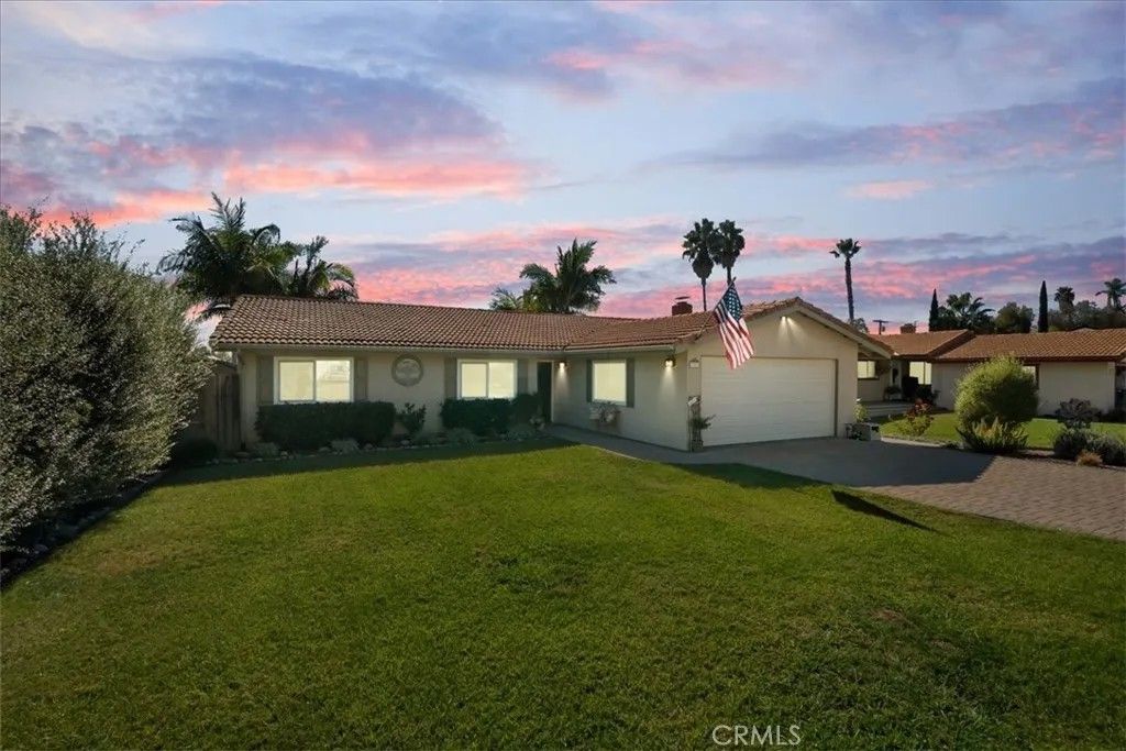 Photo of 1321 June St, Fallbrook, CA 92028 (MLS # ND25252983)