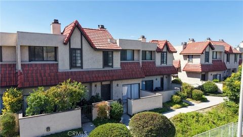 Photo of 27669 Ironstone Drive #3, Canyon Country, CA 91387 (MLS # CV25197375)