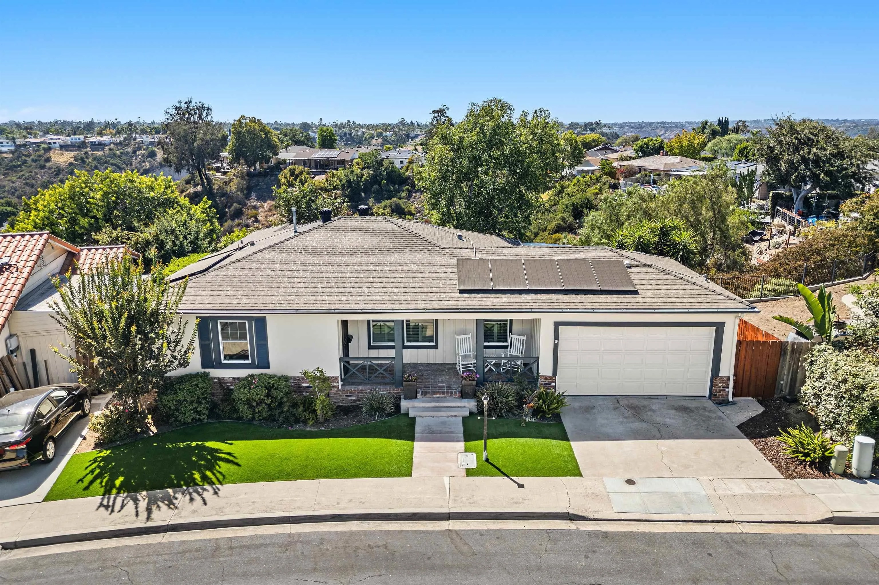 4719 Caroline Dr