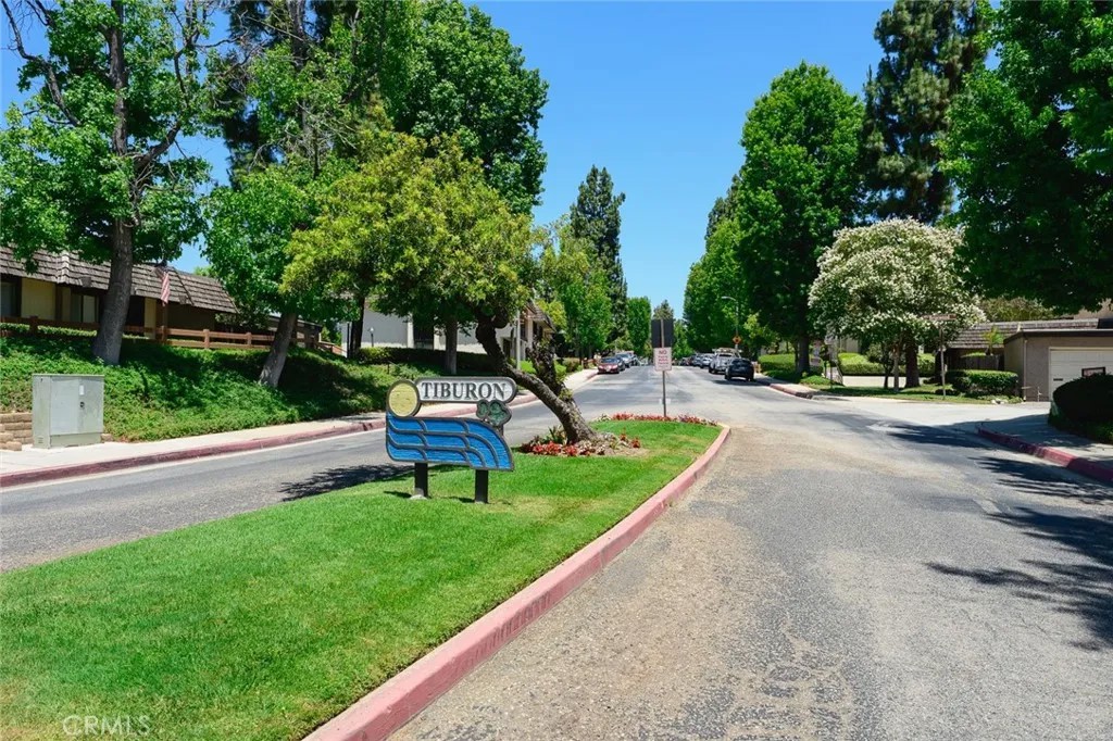 712 Briarwood