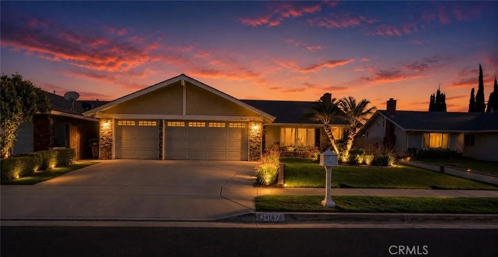 Photo of 24167 Via Vargas Drive, Moreno Valley, CA 92553 (MLS # IV26105981)
