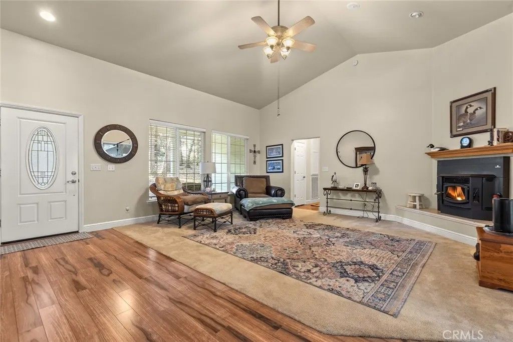 Photo of 6341 Amherst Way, Magalia, CA 95954 (MLS # SN25277952)