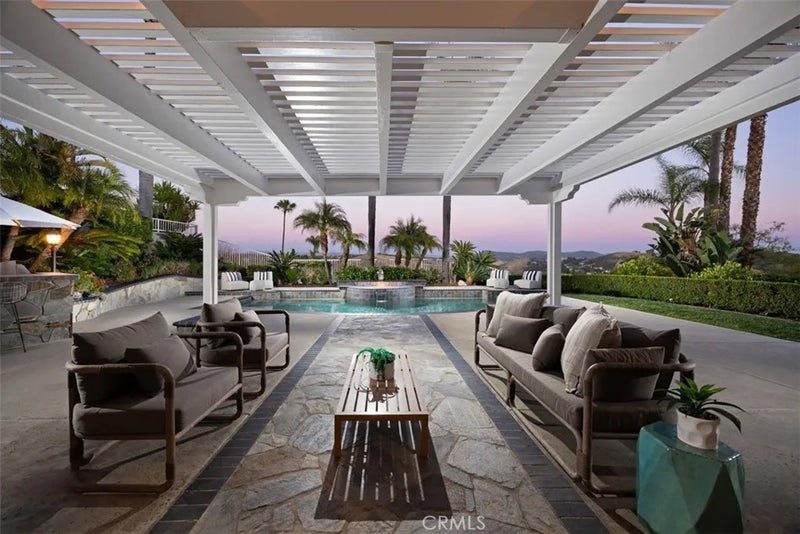 29902 Hillside Terrace
