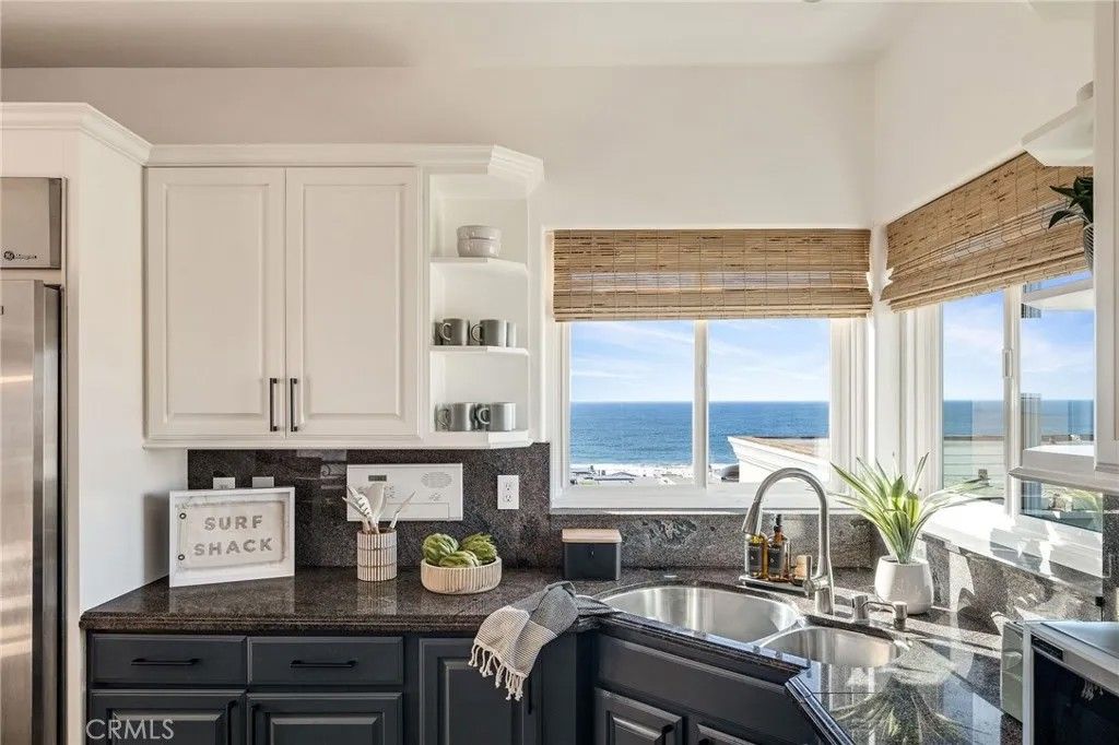 Photo of 229 23rd, Manhattan Beach, CA 90266 (MLS # SB26014169)