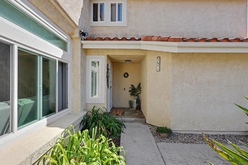 1810 Paseo Del Lago Drive