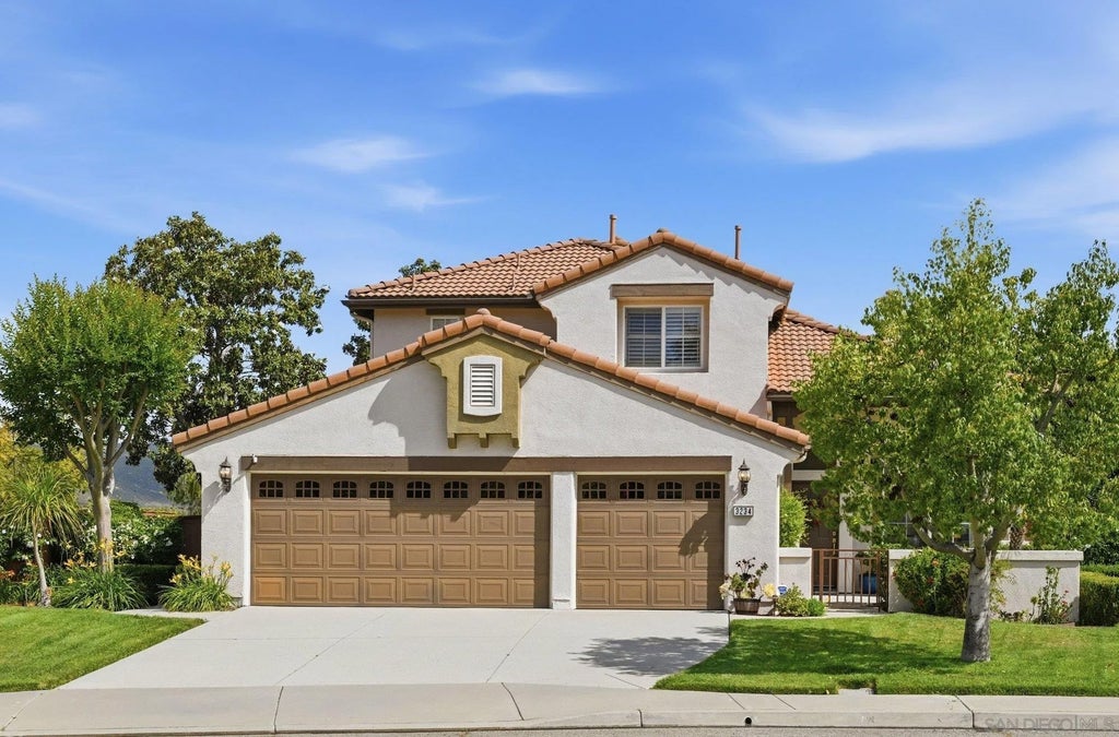Photo of 3234 Meadow Grass Lane, Escondido, CA 92027 (MLS # 260011631)