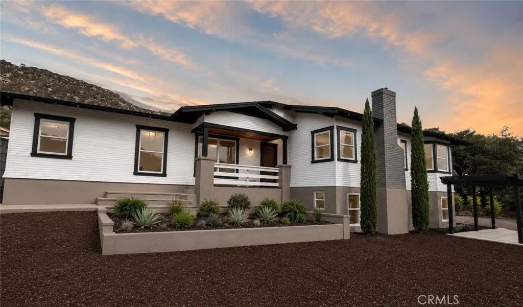 Photo of 3161 Shue PL, Escondido, CA 92027 (MLS # SW26123368)