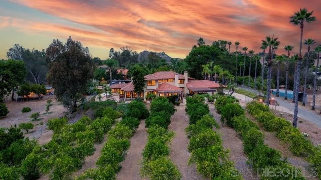 Photo of 3253 Yucca Terrace, Fallbrook, CA 92028 (MLS # 250039564)