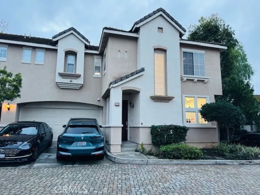 Photo of 229 Seacountry Ln, Rancho Santa Margarita, CA 92688 (MLS # PW26001556)